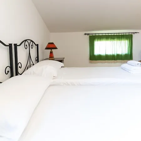 Casa Via Leopardi 124 * Cabras