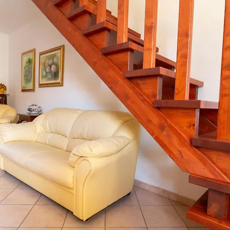 Casa Via Leopardi 124 شقة Càbras
