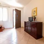 Casa Via Leopardi 124 Appartement *
