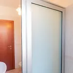 Casa Via Leopardi 124 *